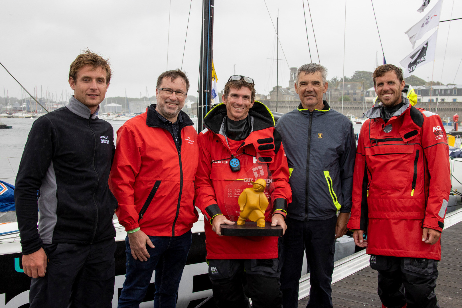 All weather gear and clothing for professional activities like fishing sailing Une tres belle edition 2021 de la Solo Guy Cotten
